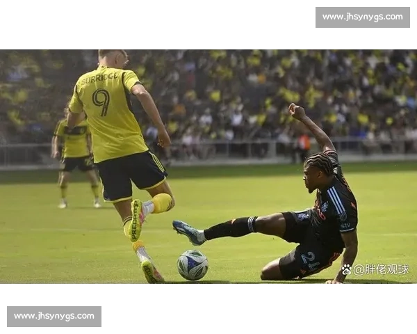 欧战焦点阿贾克斯对决沙尔克谁能掌控比赛节奏与命运胜负走向之夜